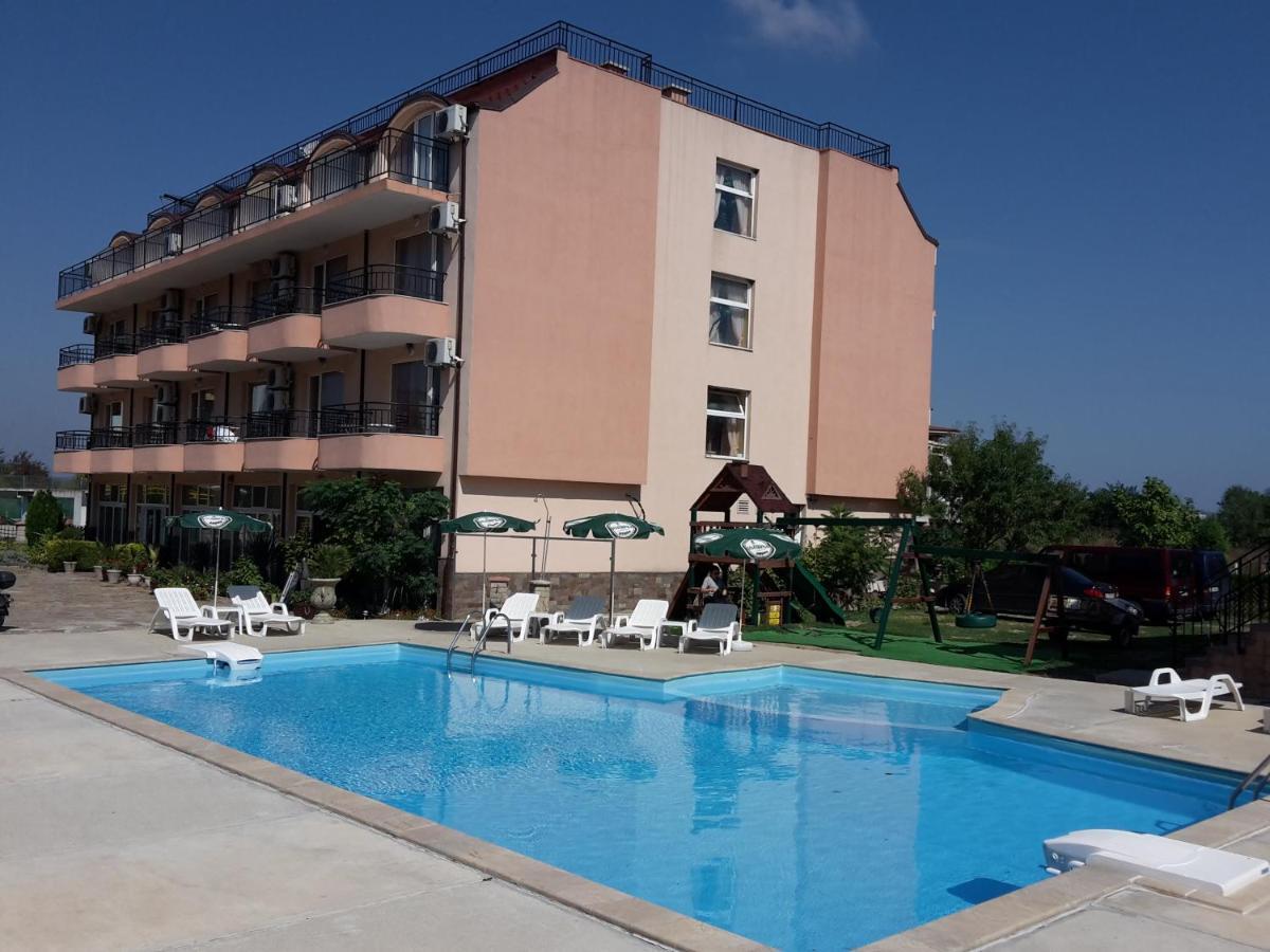 House Apartments Black Sea Hotel Obzor Exterior photo